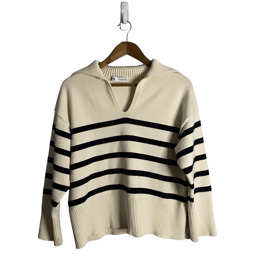 Zara Women's Cream/Navy Striped Sweater